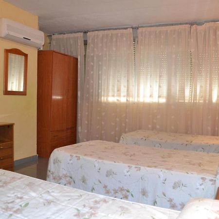 Hostal Al-Qazeres Caceres Ngoại thất bức ảnh